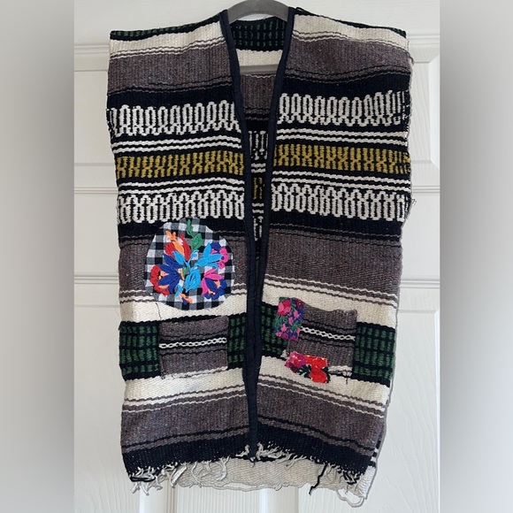 Vintage 1960s Girls Youth Handmade Mexican Blanket vest